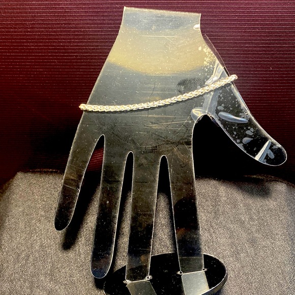 Brand New 925 Sterling Silver Love Lock Bracelet - Picture 3 of 7